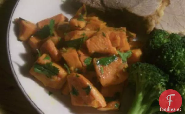 Batatas Picantes de Núcleo Con Limón Picante y Cilantro