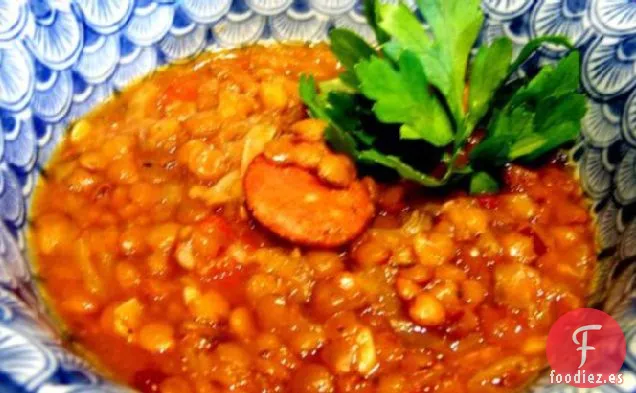 Sopa de Tomate con Lentejas y Chorizo