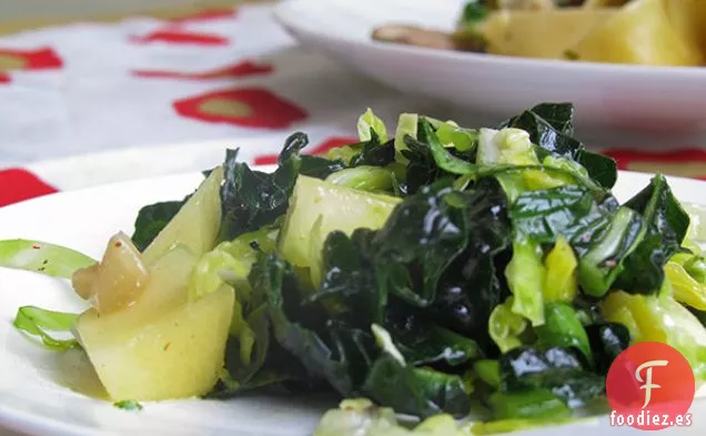 Ensalada de Col Rizada y Coles de Bruselas