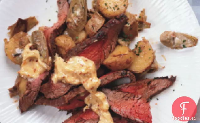 Bistec de Flanco con Hachís de Alcachofa y Patata y Alioli de Pimienta de Alepo