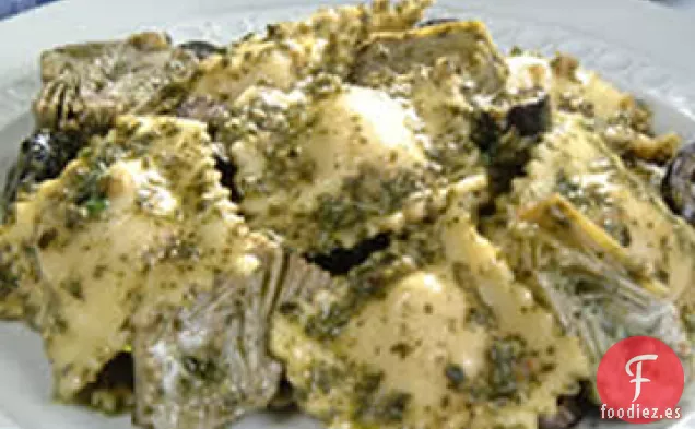 Cuatro Ravioles de Queso con Corazones de Alcachofa, Aceitunas y Pesto