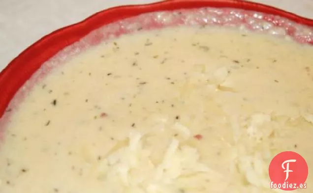Sopa cremosa de Asiago y Alcachofa