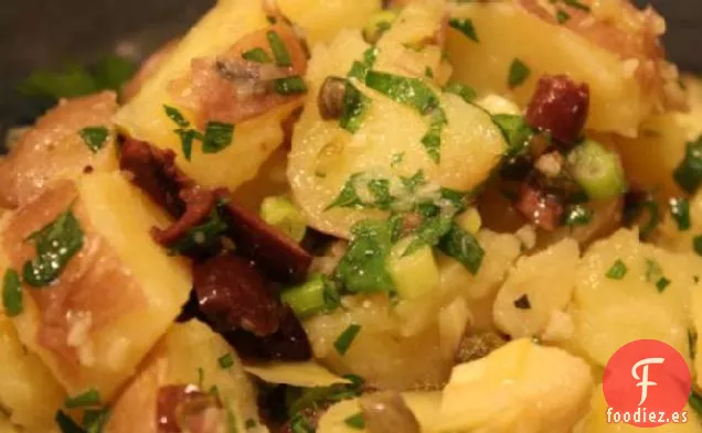Ensalada de Patata Con Alcaparras, Aceitunas Kalamata y Corazones de Alcachofa