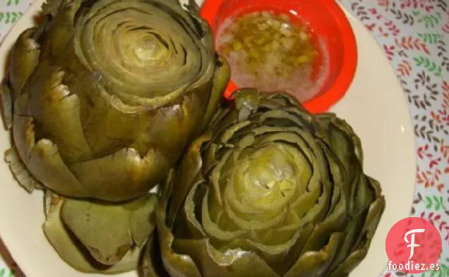 Alcachofas al Vapor con Mantequilla de Limón y Ajo