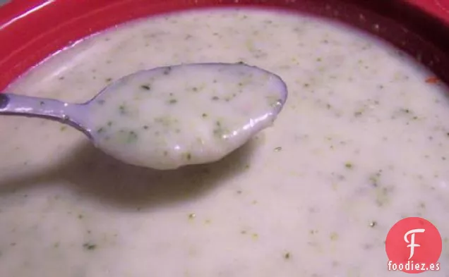 Sopa Cremosa De Coliflor De Brócoli Con Queso Azul