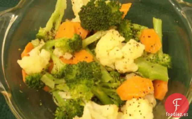 Verduras con limón y pimienta