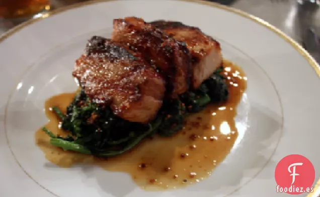 Cerdo y Brócoli al Estilo Asiático en Salsa de Ajo