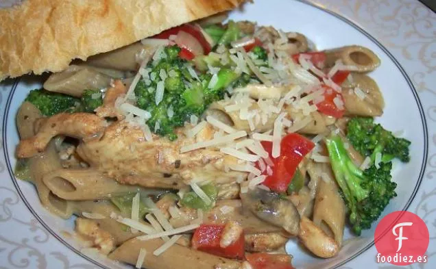 Penne de Pollo Cajún Picante