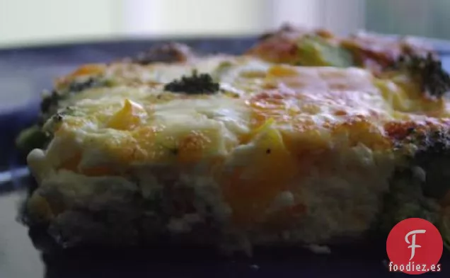 Cazuela de Almuerzo de Día Perezoso (Quiche sin Corteza)