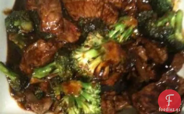 Salteado de Carne de Res y Brócoli con Miel