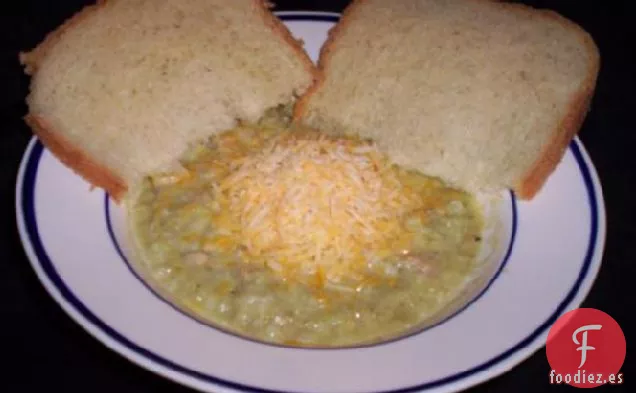 Sopa Cremosa de Brócoli y Jamón Con Queso