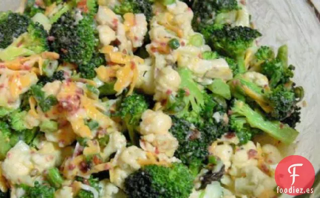 Ensalada de brócoli y coliflor