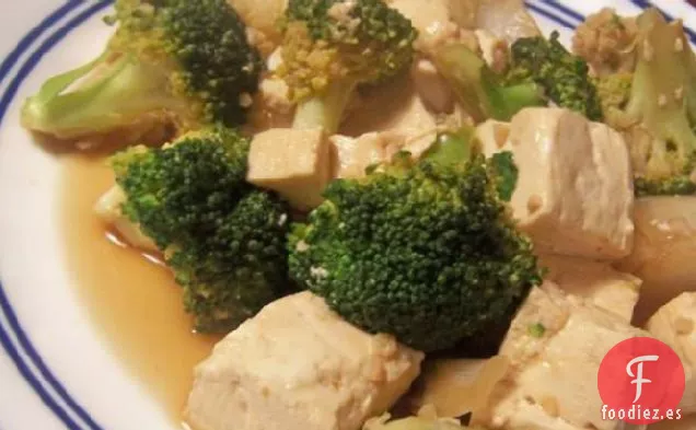 Tofu Sa Cha Con Brócoli y Coliflor