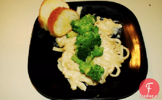 Fettuccini de Brócoli de Pollo Congelador
