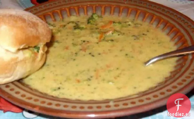 Sopa de Queso con Brócoli