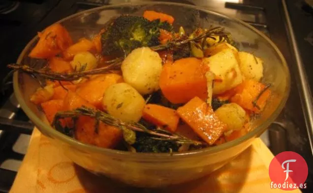 Verduras de Invierno Asadas con Miel y Romero