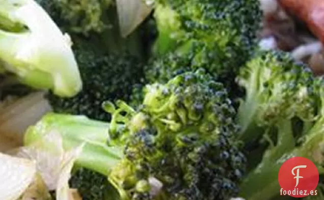 Salteado de Brócoli de Jengibre