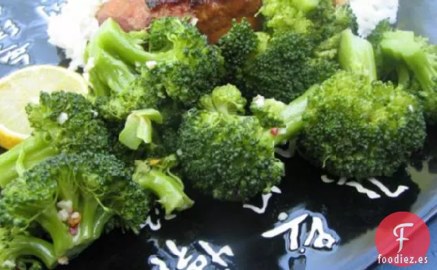 Brócoli de Ajo y Limón en el Microondas