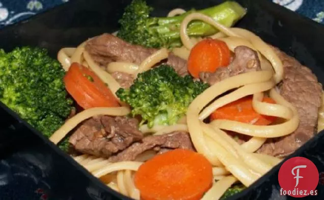 Tazón de Fideos de Carne Asiática (Kraft)