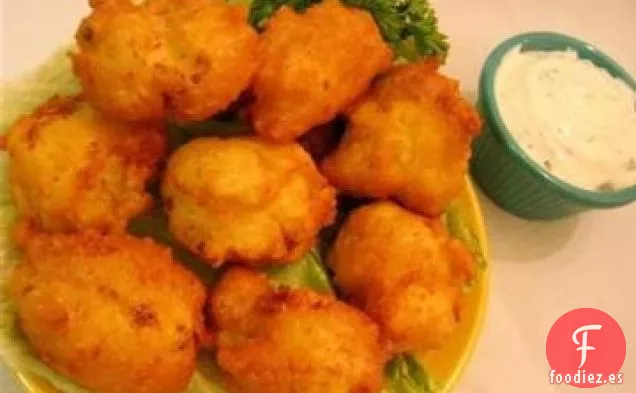 Buñuelos de Cheddar de Coliflor