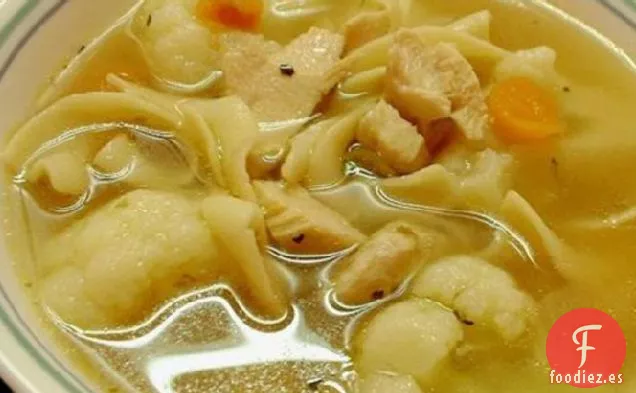 Sopa de Pollo, Verduras y Pasta