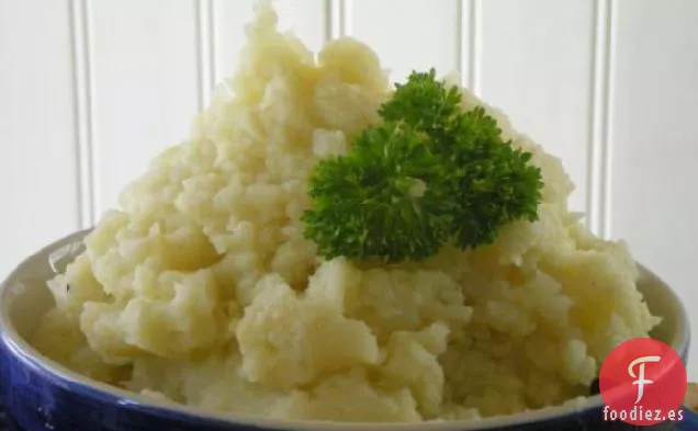 Puré de Papas con Ajo Asado y Coliflor