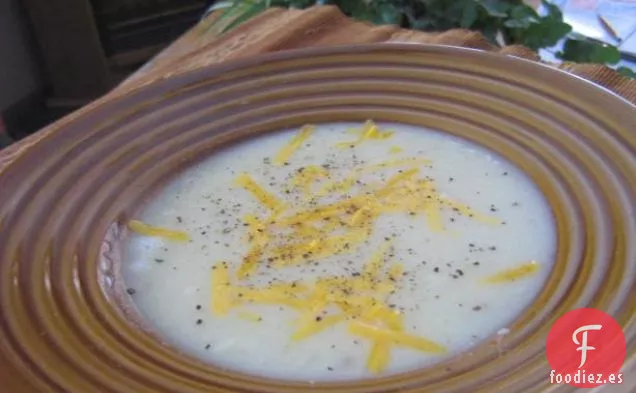 Sopa de Coliflor y Queso