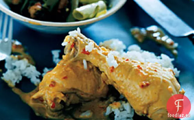 Pollo en Salsa Picante de Coco