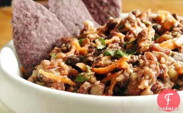 Salsa de Frijoles Negros con Pinchos de Lima