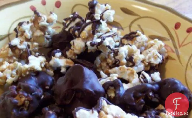 Palomitas de Maíz Cubiertas de Chocolate (Imitadores de Boy Scouts)