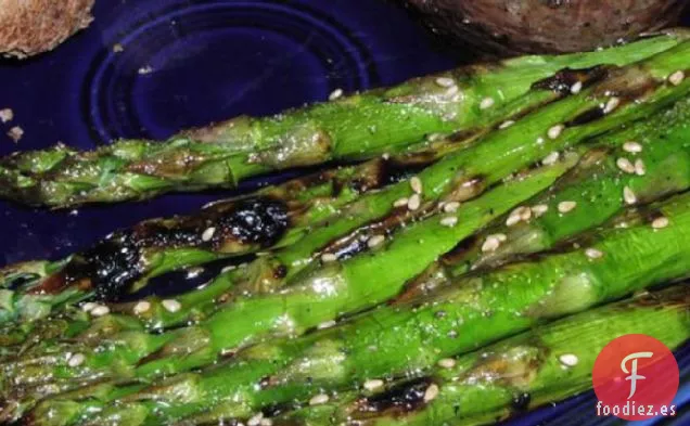 Espárragos Ardientes a La Parrilla