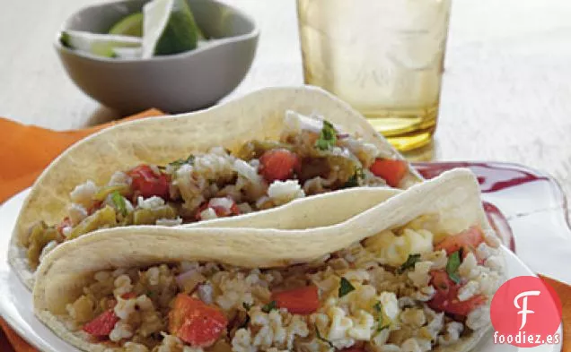 Tacos Suaves con Arroz Verde con Chile y Cilantro y Huevo