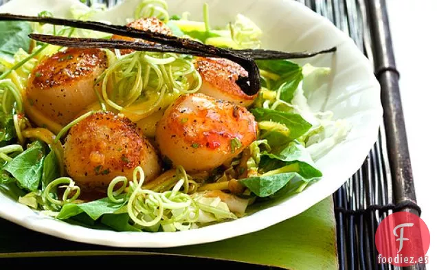 Ensalada De Vieira Con Aderezo De Chile De Vainilla Dulce