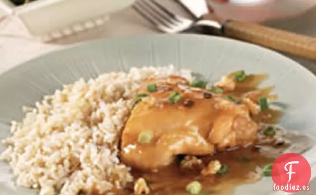 Pollo a la Naranja con Cebollas Verdes y Nueces
