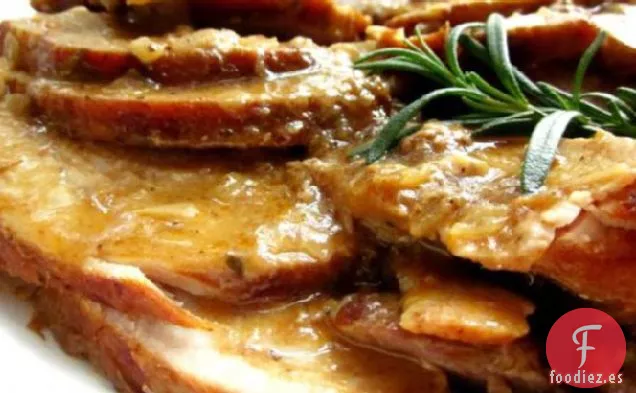 Asado de Cerdo Sofocado sobre Arroz