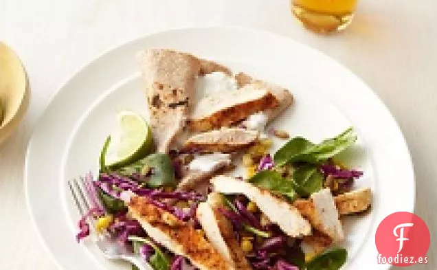 Ensalada De Col Roja Con Pollo A La Parrilla Picante Y Pepitas