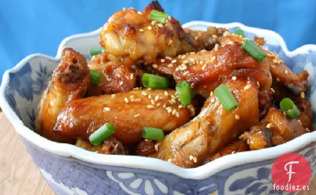 Alitas de Pollo en Salsa de Miel-Olla de Barro