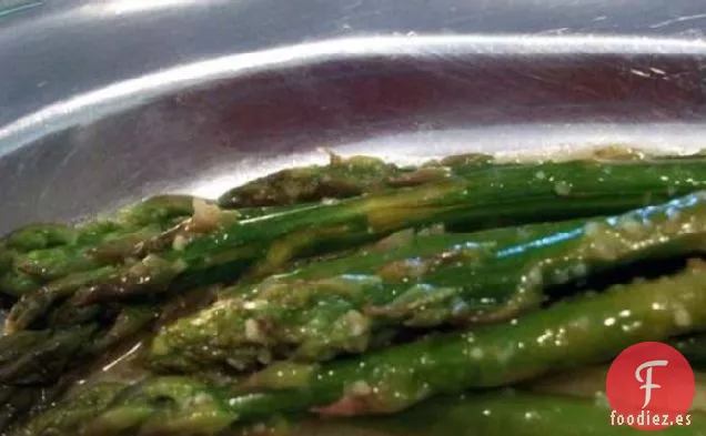 Espárragos Al Vapor Con Mantequilla De Limón