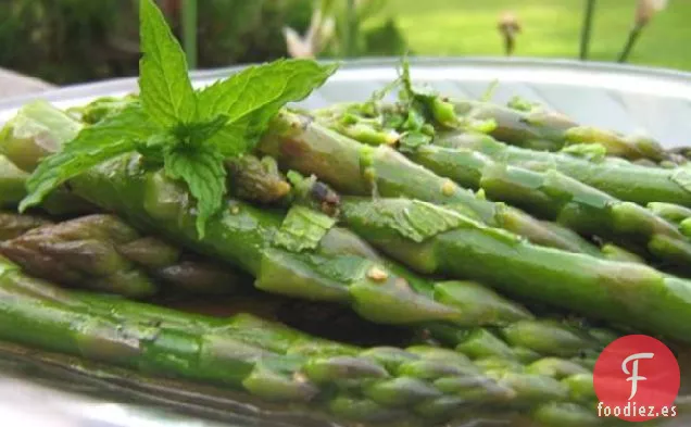 Espárragos Con Limón y Menta