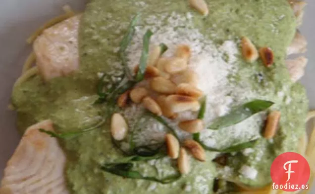 Pescado A La Parrilla Con Salsa De Pesto