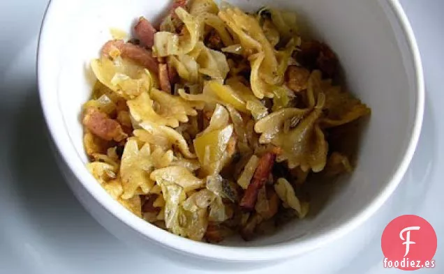 Pasta De Tocino Y Repollo