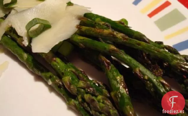 Ensalada de Espárragos Asados y Asiago