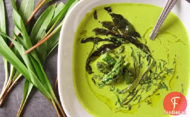 Sopa de Espárragos y Rampa con Yogur