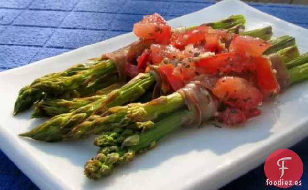 Paquetes de Jamón de Espárragos Con Aderezo de Tomate