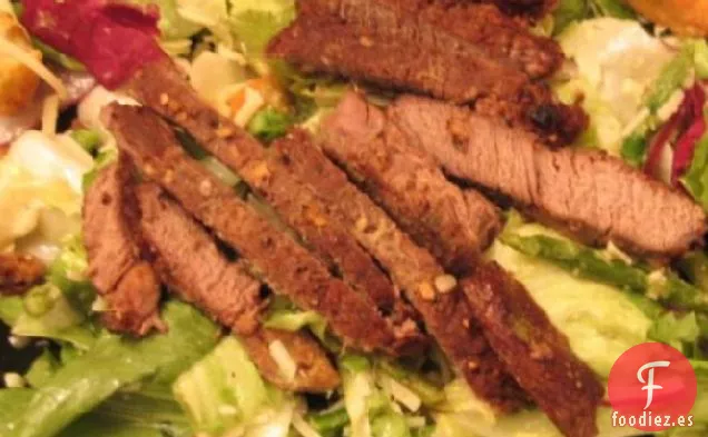 Bistec, Espárragos y Ensalada de Papas Rojas