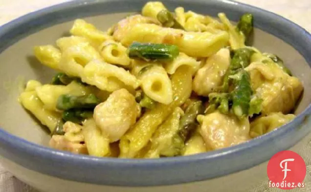 Pollo y Queso Parmesano Penne