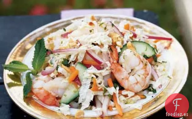 Ensalada de Repollo y Camarones del Sudeste Asiático