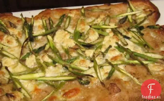 Pizza de Espárragos Afeitados