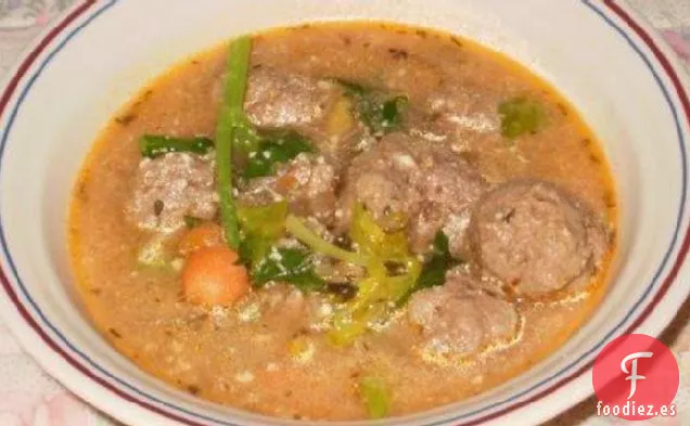 Sopa Rumana de Albóndigas de Littlemafia