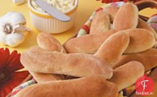 Palitos de Pan con Mantequilla de Parmesano